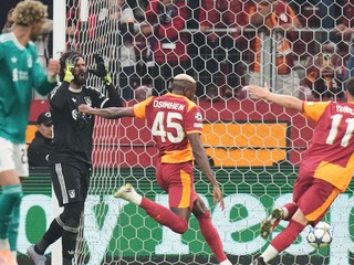 Victor Osimhen oslavuje gól. 