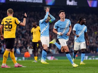 Phil Foden oslavuje gól