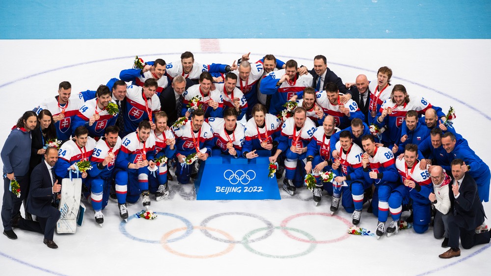 Slovensko má bronzovú medailu! Švédsko zdolali naši hokejisti 4:0 na ZOH 2022