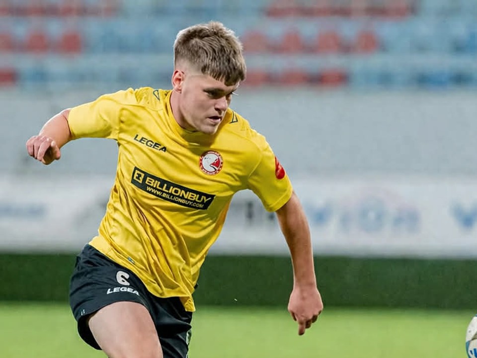 Futbalista Alex Gduľa.