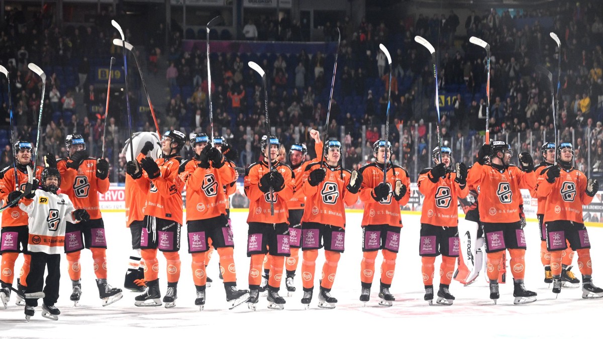 Radosť hráčov Košíc po víťazstve.