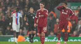 Smútok hráčov Liverpool FC. 