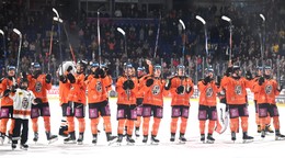 Radosť hráčov Košíc po víťazstve.