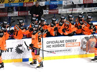 Gólová radosť hráčov Košíc počas zápasu hokejovej Tipsport ligy.