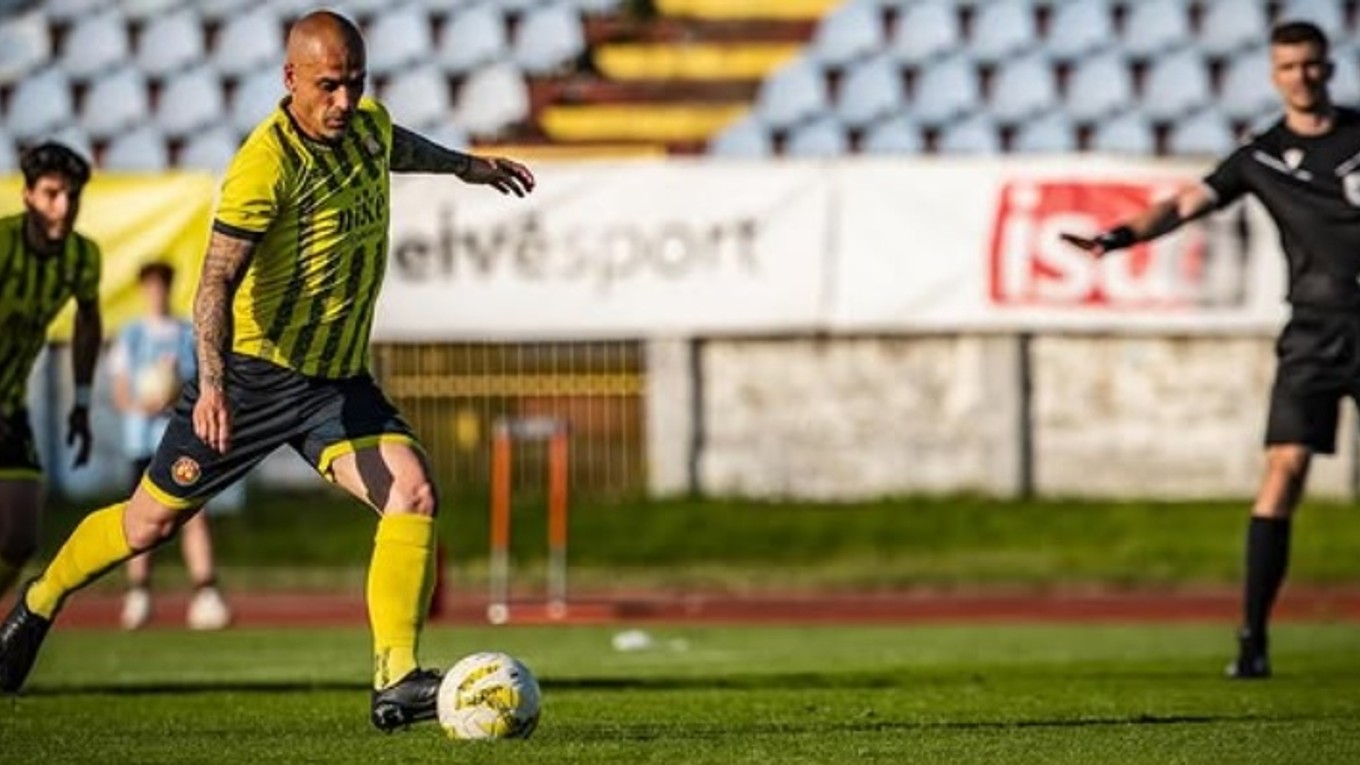 Juraj Piroska dal v zápase Inter Bratislava - Bánová dva góly, jeden z penalty.