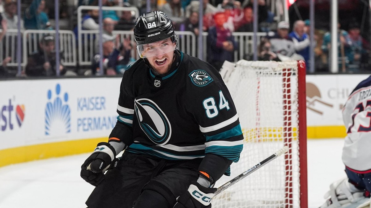 Pavol Regenda sa teší z gólu