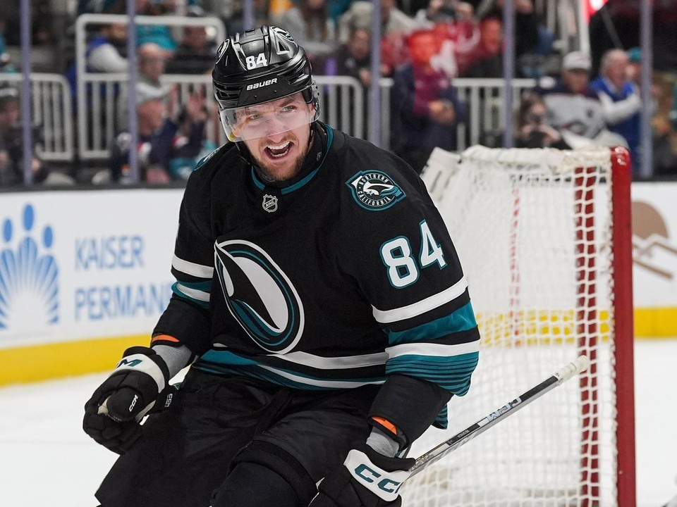 Pavol Regenda sa teší z gólu