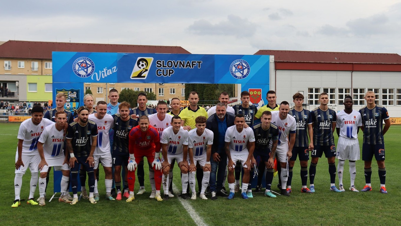 Snímka spred zápasu Stropkov - FC Košice v rámci Slovnaft Cupu. 