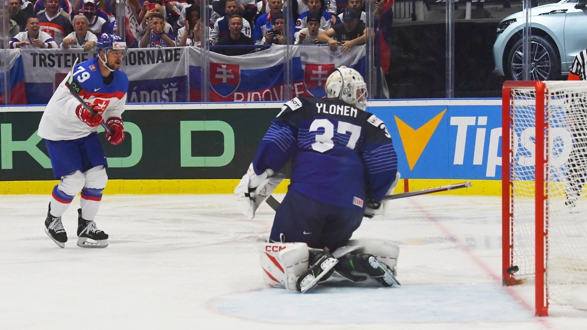 FOTO: Skvelý Hudáček aj inkasovaný gól 7 sekúnd pred koncom. Ako Slováci zdolali Francúzsko