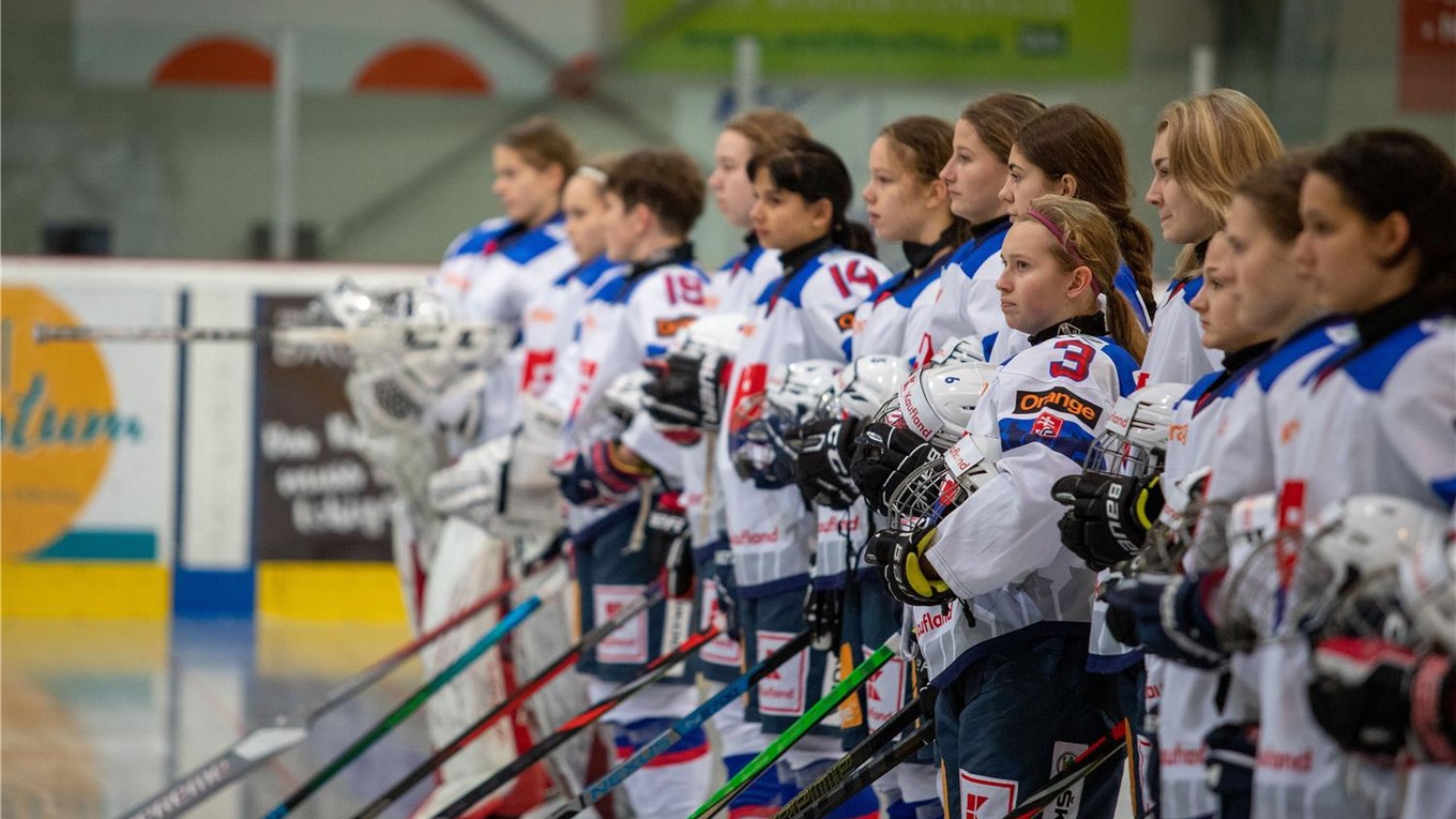 Slovensko - Japonsko, ONLINE prenos z MS v hokeji žien do 18 rokov 2023.