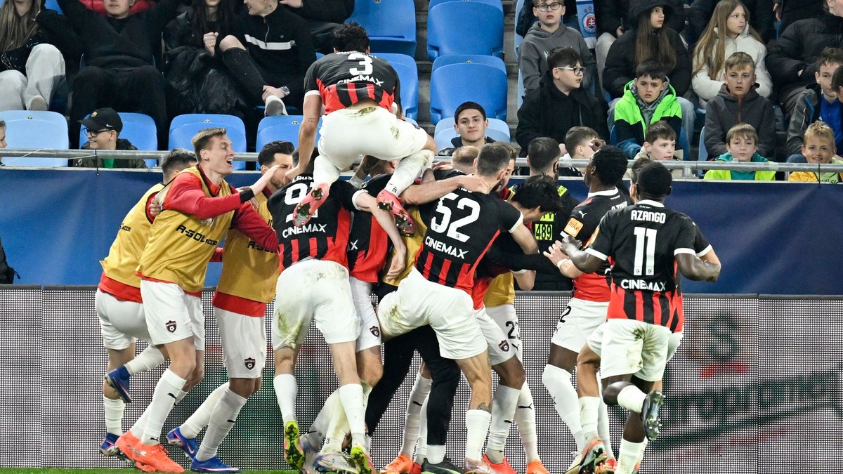 Radosť hráčov Trnavy po strelení gólu.