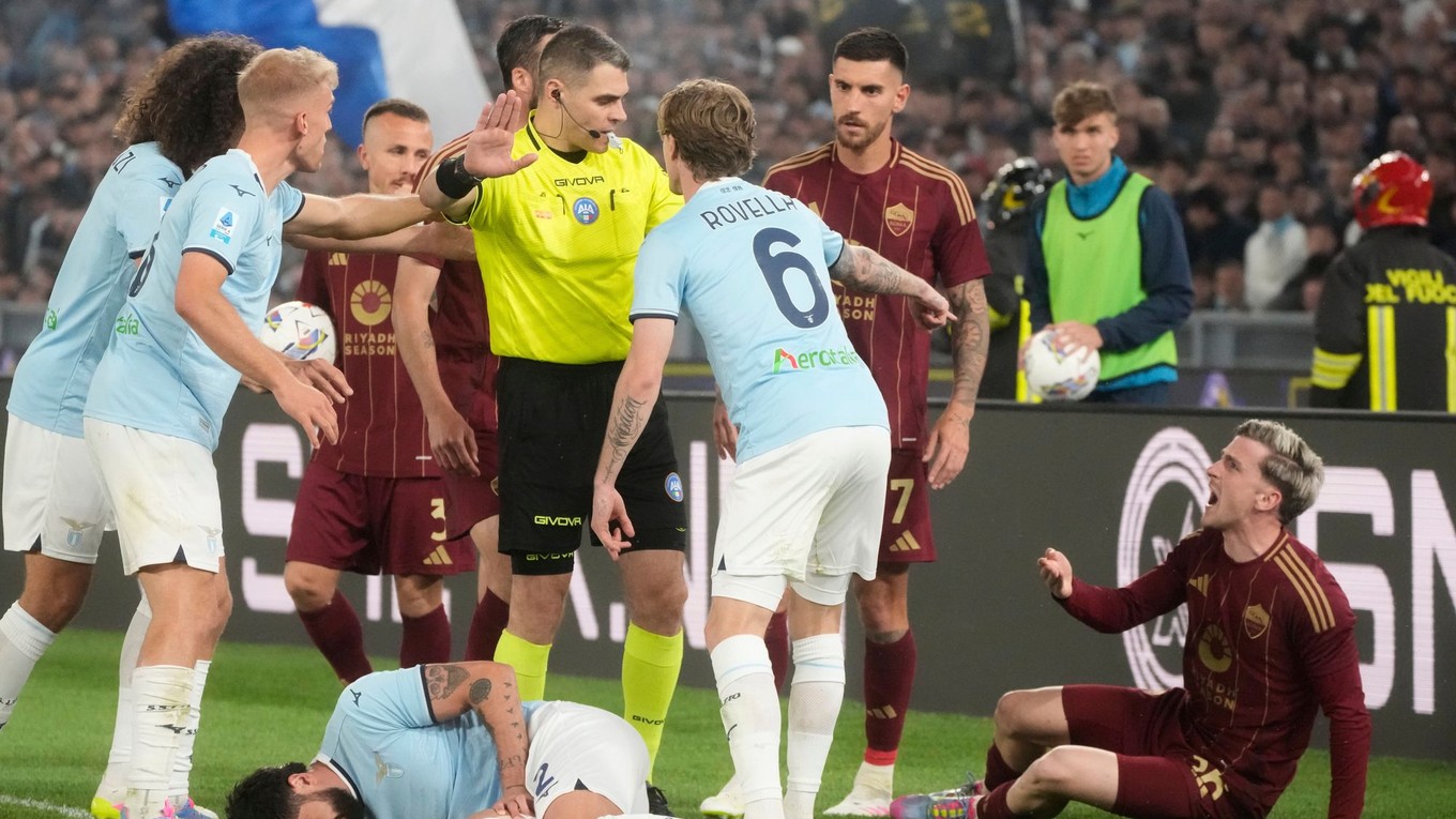 Fotka zo zápasu Lazio Rím - AS Rím.