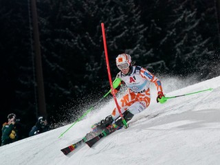 Petra Vlhová počas nočného slalomu vo Flachau 2023.