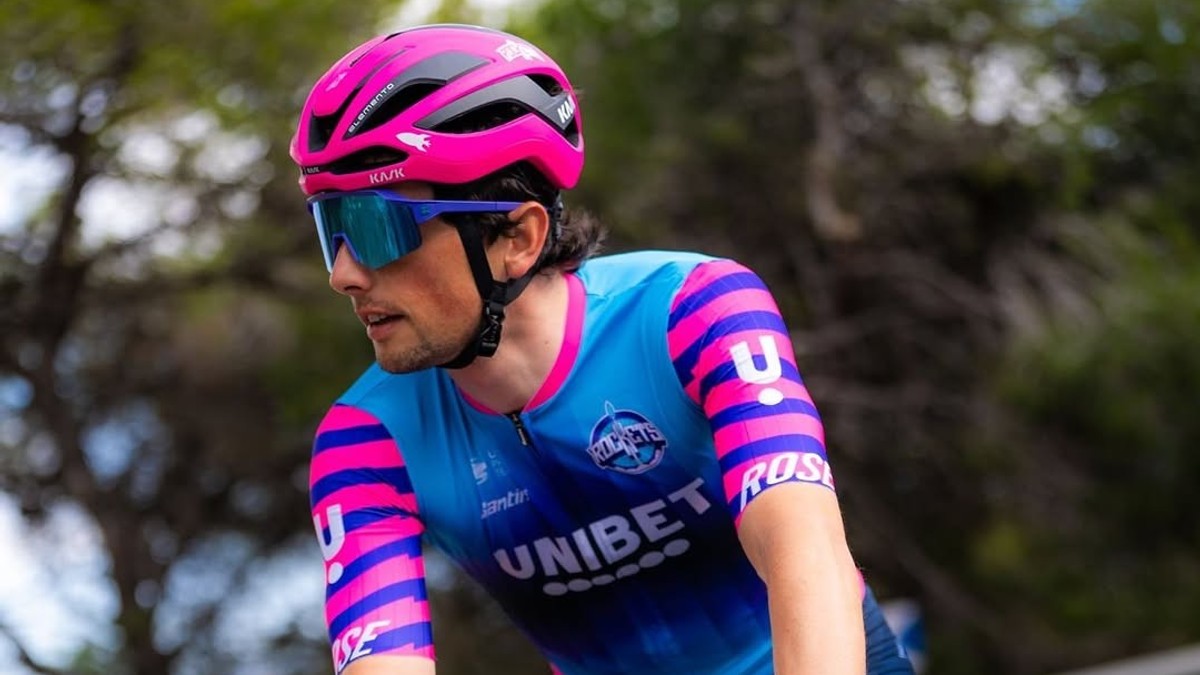 Francúzsky cyklista Victor Lafay.