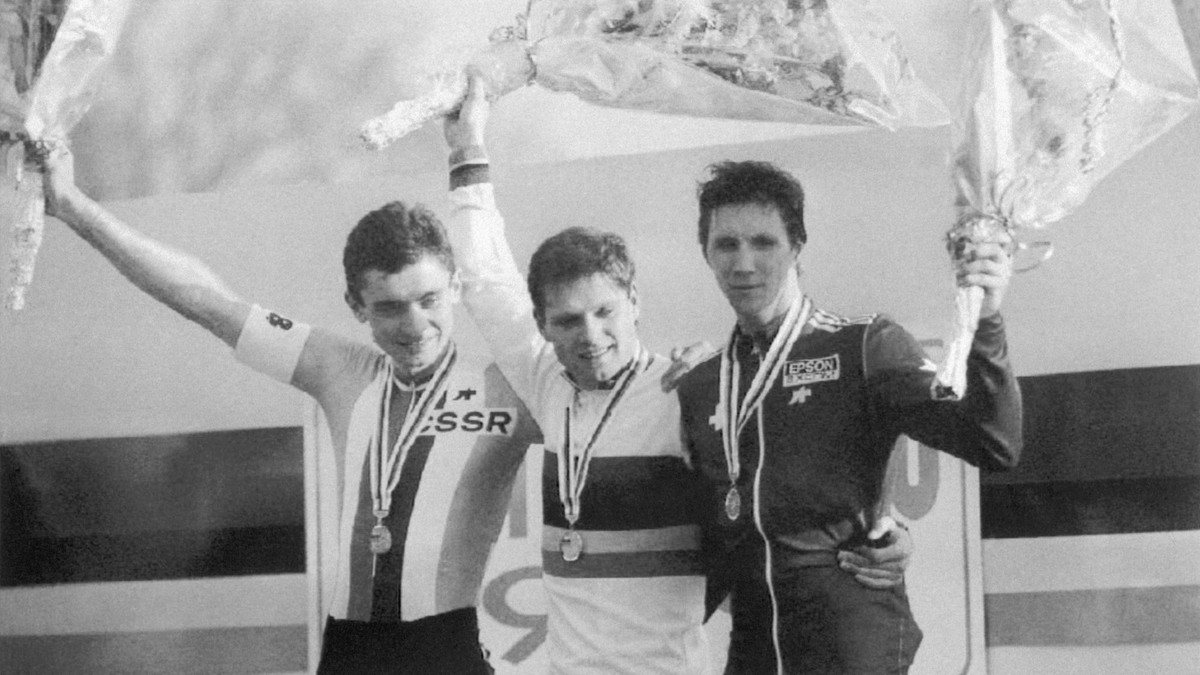 Za titul majstra sveta dostal víno a potom emigroval. Glajza bicykluje aj v šesťdesiatke