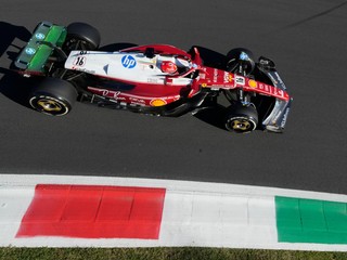 Charles Leclerc počas tréningu na Veľkú cenu Talianska