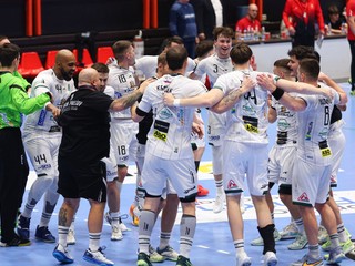 Hráči Tatrana Prešov sa radujú z víťazstva.
