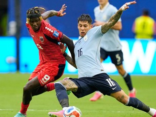 Mathias Olivera Gilson Benchimol v zápase Uruguaj - Kapverdy na MS 2026