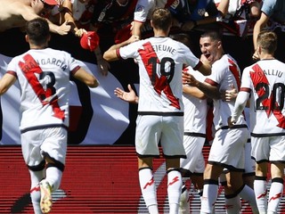 Hráči Rayo Vallecano sa tešia z gólu.