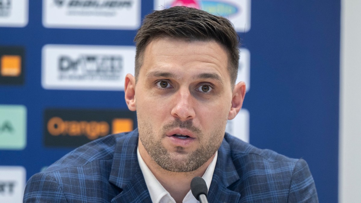 Na snímke asistent trénera slovenskej hokejovej reprezentácie do 20 rokov Ivan Švarný.