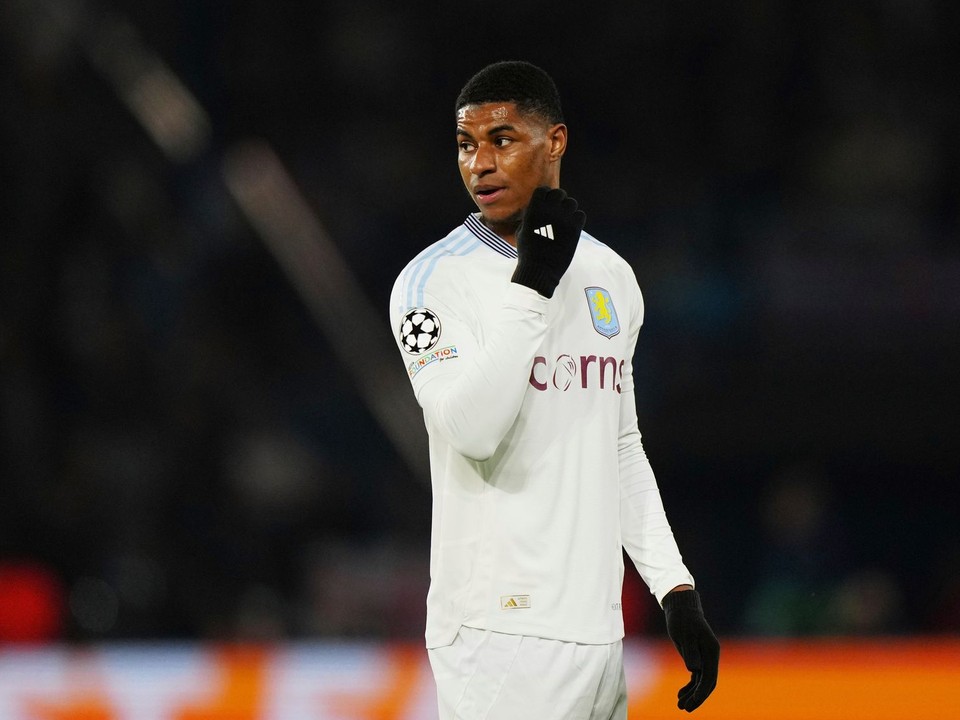 Marcus Rashford v drese klubu Aston Villa.
