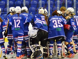 Slovensko vs. Kanada: ONLINE prenos z MS v hokejbale žien 2022.