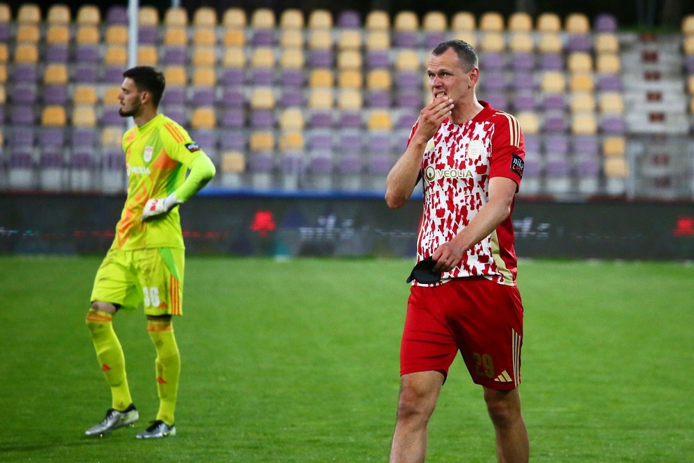 Novi obrazi v drugi ligi nogometne lige nadaljujejo zmagoviti pohod