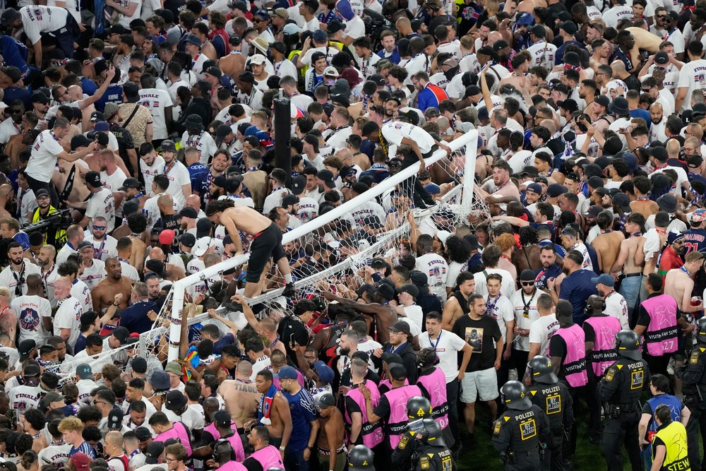 PSG kaznovan zaradi neprimernega vedenja navijačev na finalu Lige prvakov