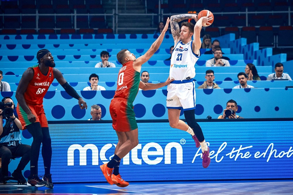 Česku nestačili body hráča NBA, Litva vstúpila do šampionátu suverénne