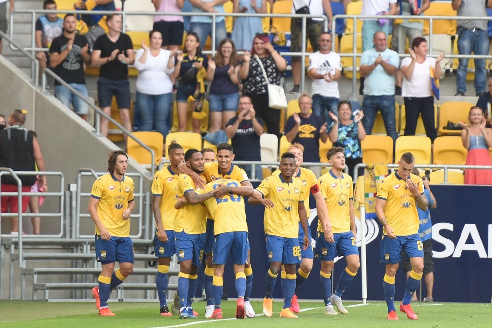 O čo sa snaží Matovič, dokáže skôr Világi