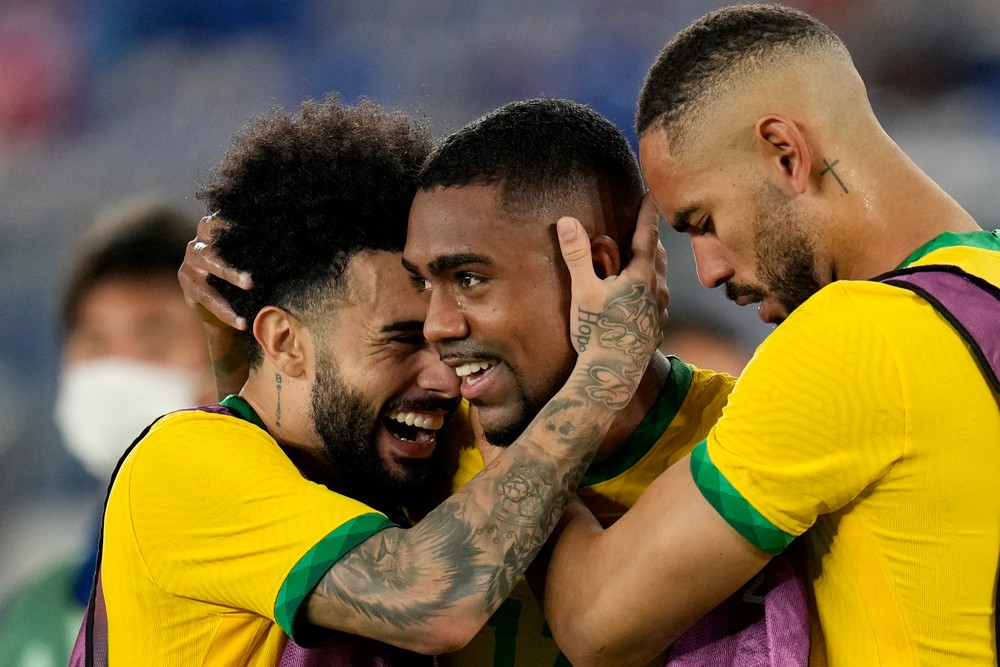 Futbalisti Brazílie obhájili zlato na olympiáde, po dráme zdolali Španielov