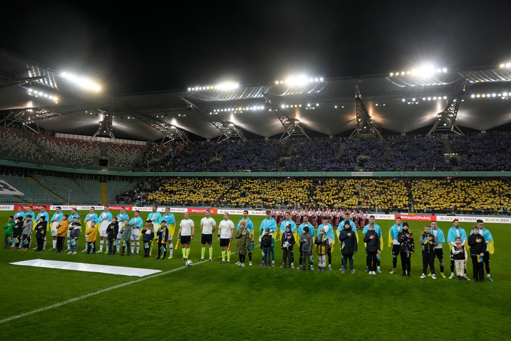 Chcú pomôcť krajanom. Dynamo Kyjev odštartovalo charitatívnu púť výhrou