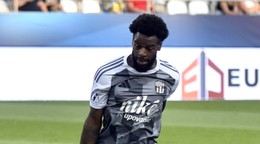 Zyen Jones (Košice).