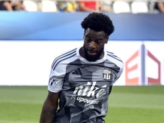 Zyen Jones (Košice).