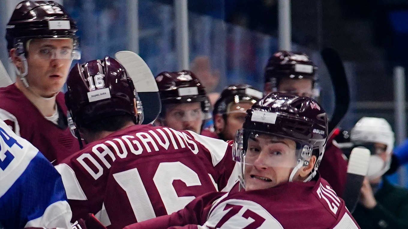 Lotyšskí hokejisti.