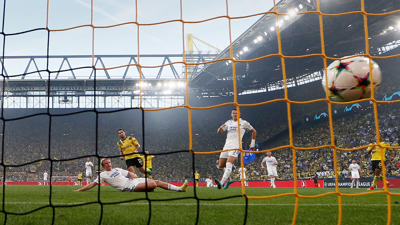 Momentka zo zápasu Borussia Dortmund - FC Kodaň.