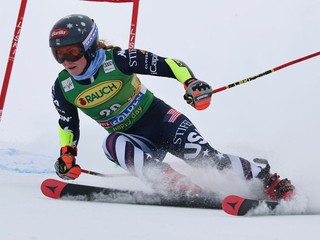 United States' Mikaela Shiffrin competes in an alpine ski, women's World Cup giant slalom, in Soelden, Austria, Saturday, Oct. 25, 2025. (AP Photo/Marco Trovati)
