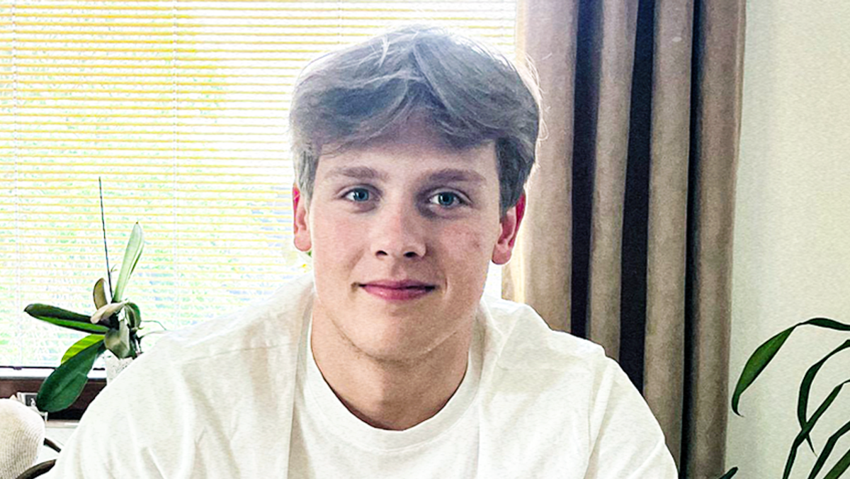Tomáš Pobežal podpísal zmluvu s tímom Kingston Frontenacs v OHL. 