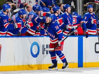 Adam Sýkora oslavuje gól