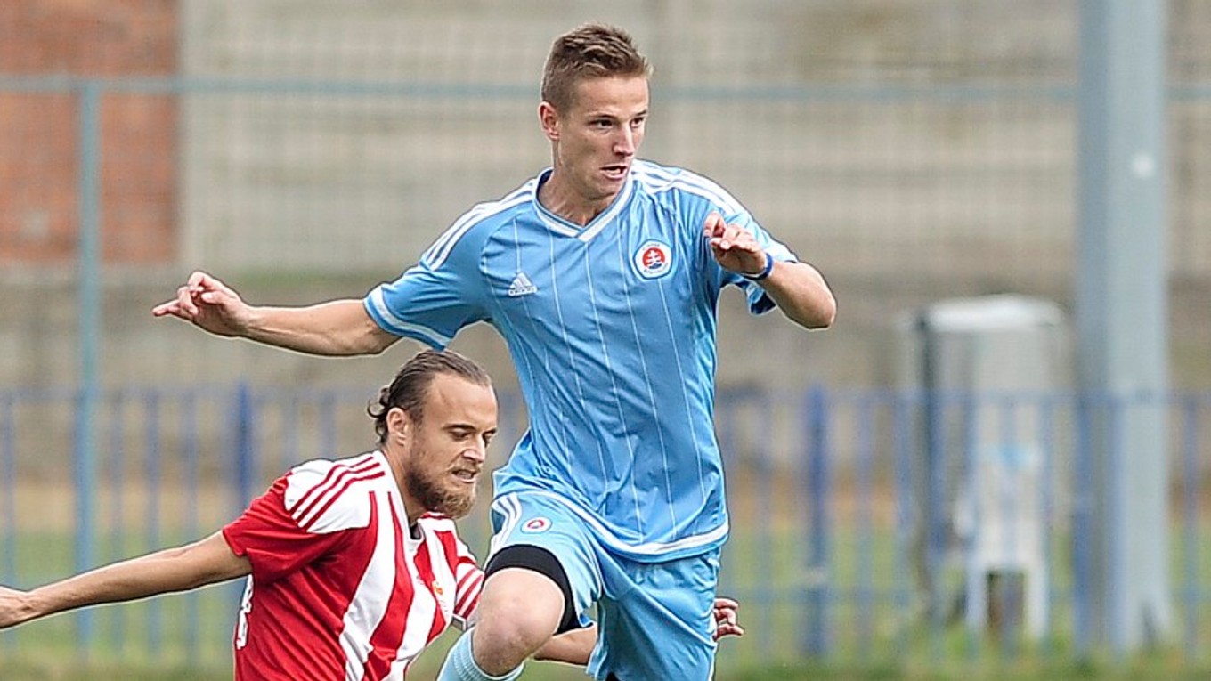 Fotka zo zápasu ŠK Slovan Bratislava B - FK Rača Bratislava.