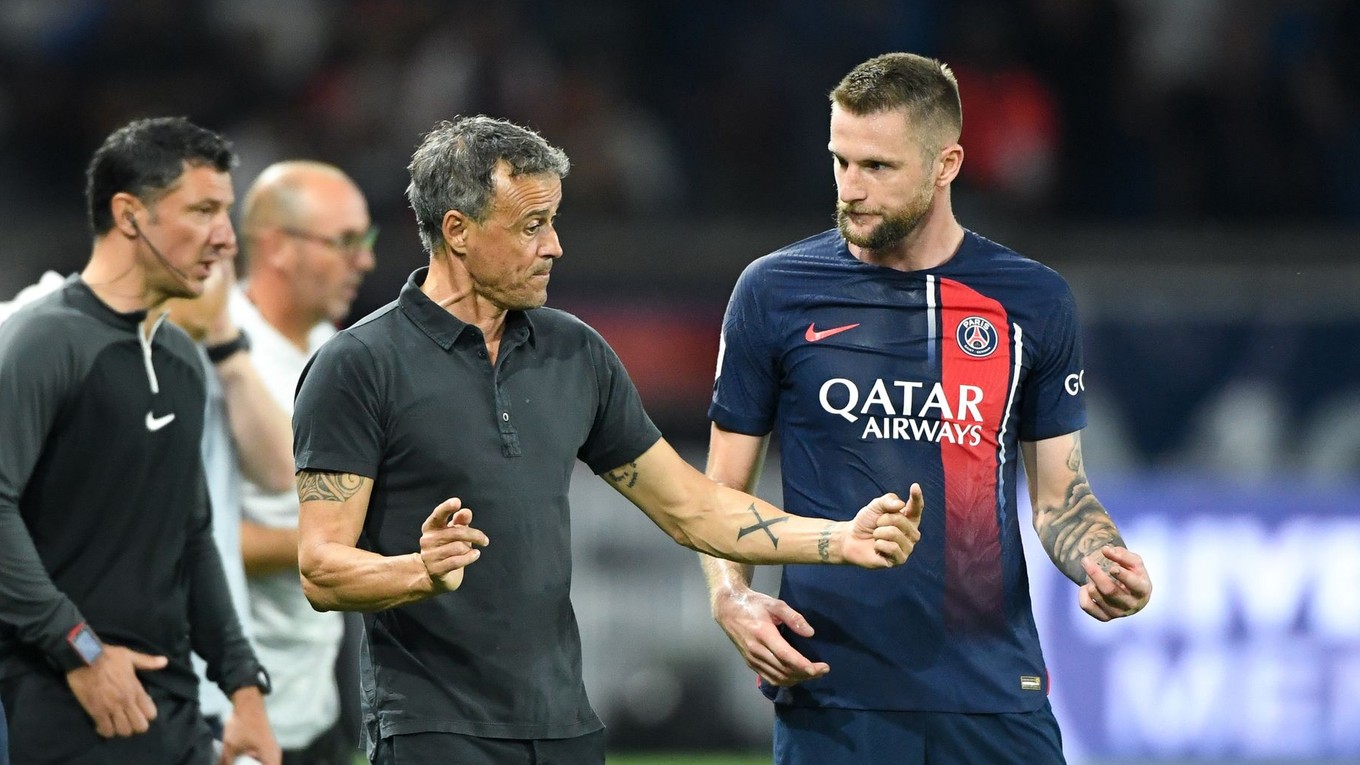 Luis Enrique a Milan Škriniar.