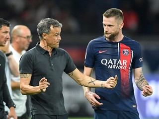 Luis Enrique a Milan Škriniar.