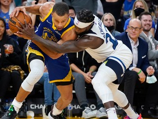 Hráči Golden State zdolali v noci Minnesotu.