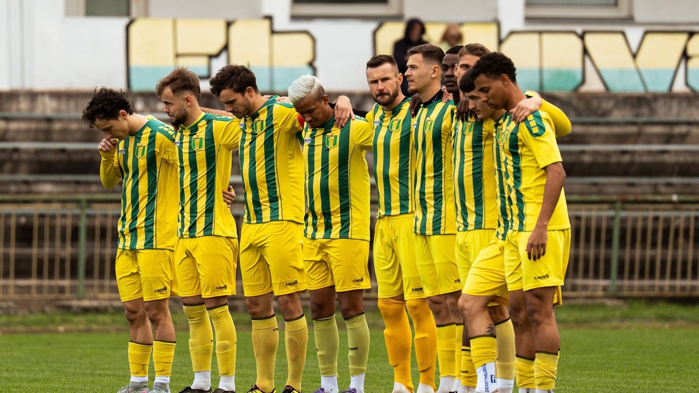 Futbalisti Slovana Levice sú remízovým kráľom štvrtej ligy.