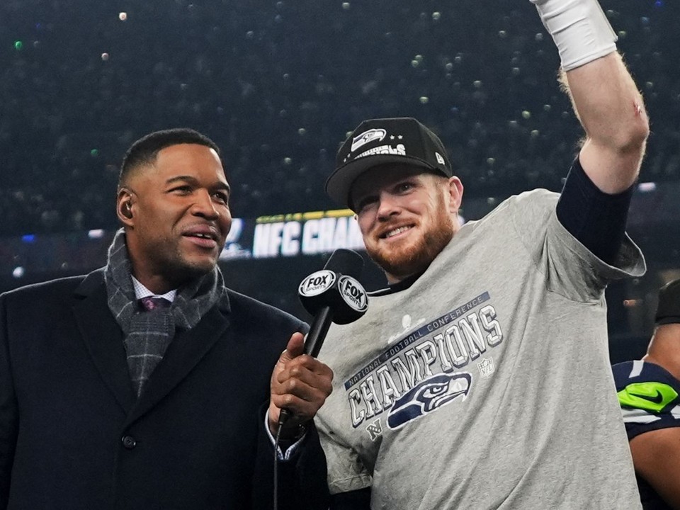 Quarterback tímu Seattle Seahawks Sam Darnold po postupe do Super Bowlu LX.