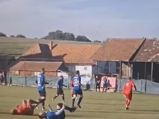 Inkriminovaný moment.