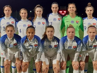 Slovenské futbalistky do 17 rokov.