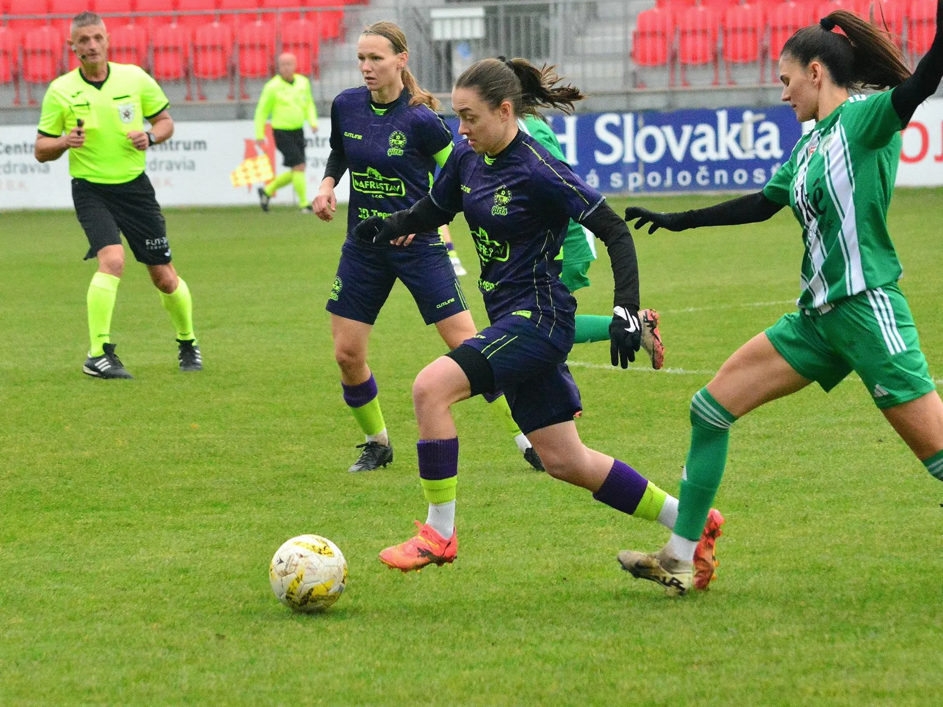  I.	LIGA ŽENY –  Derby pre Prešovčanky, Trenčín rozstrieľal Petržalku