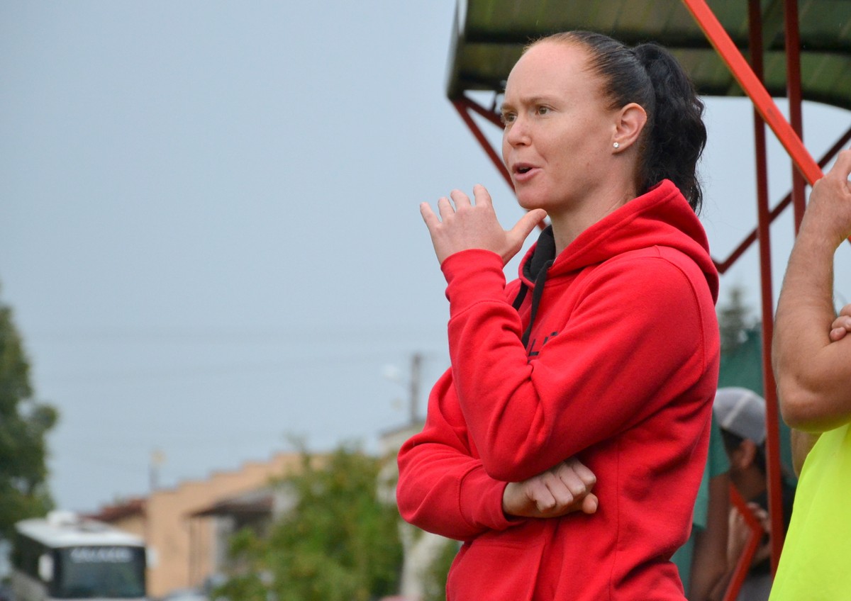 Hrala v reprezentácii aj v cudzine. Vrátila sa domov a trénuje chlapov