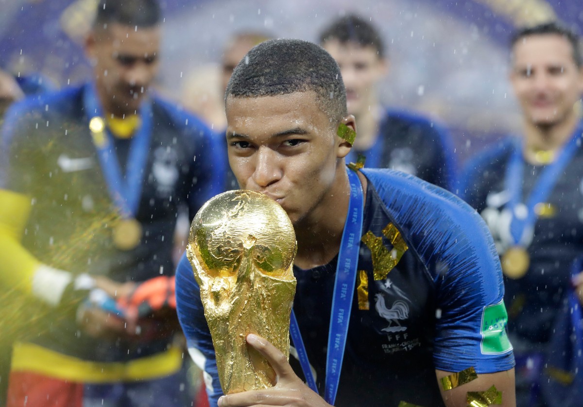 Kylian Mbappé a remporté la Coupe du Monde de la FIFA 2018 – PROFIL